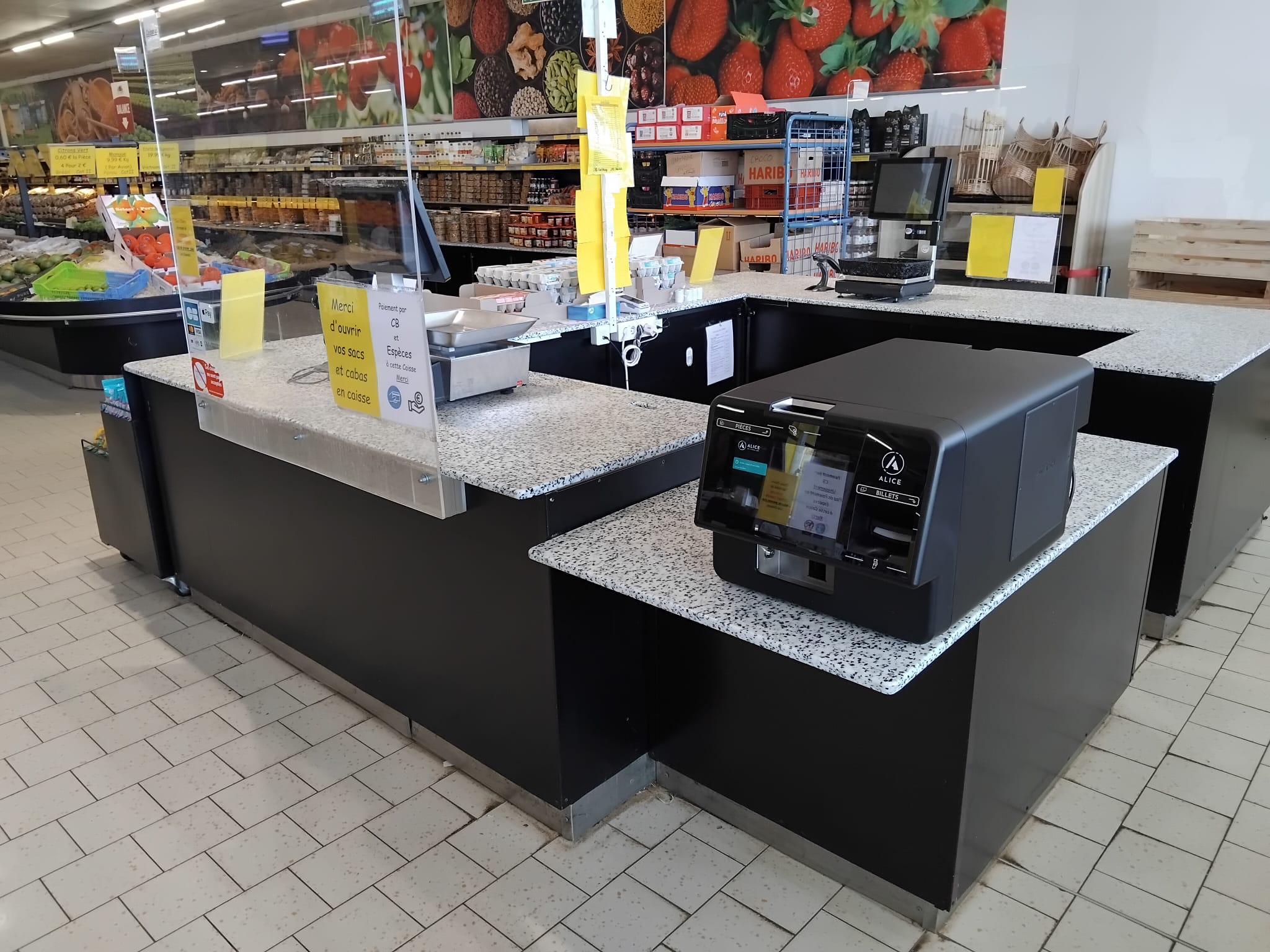 Monnayeur automatique : comment l'entretenir et éviter les pannes