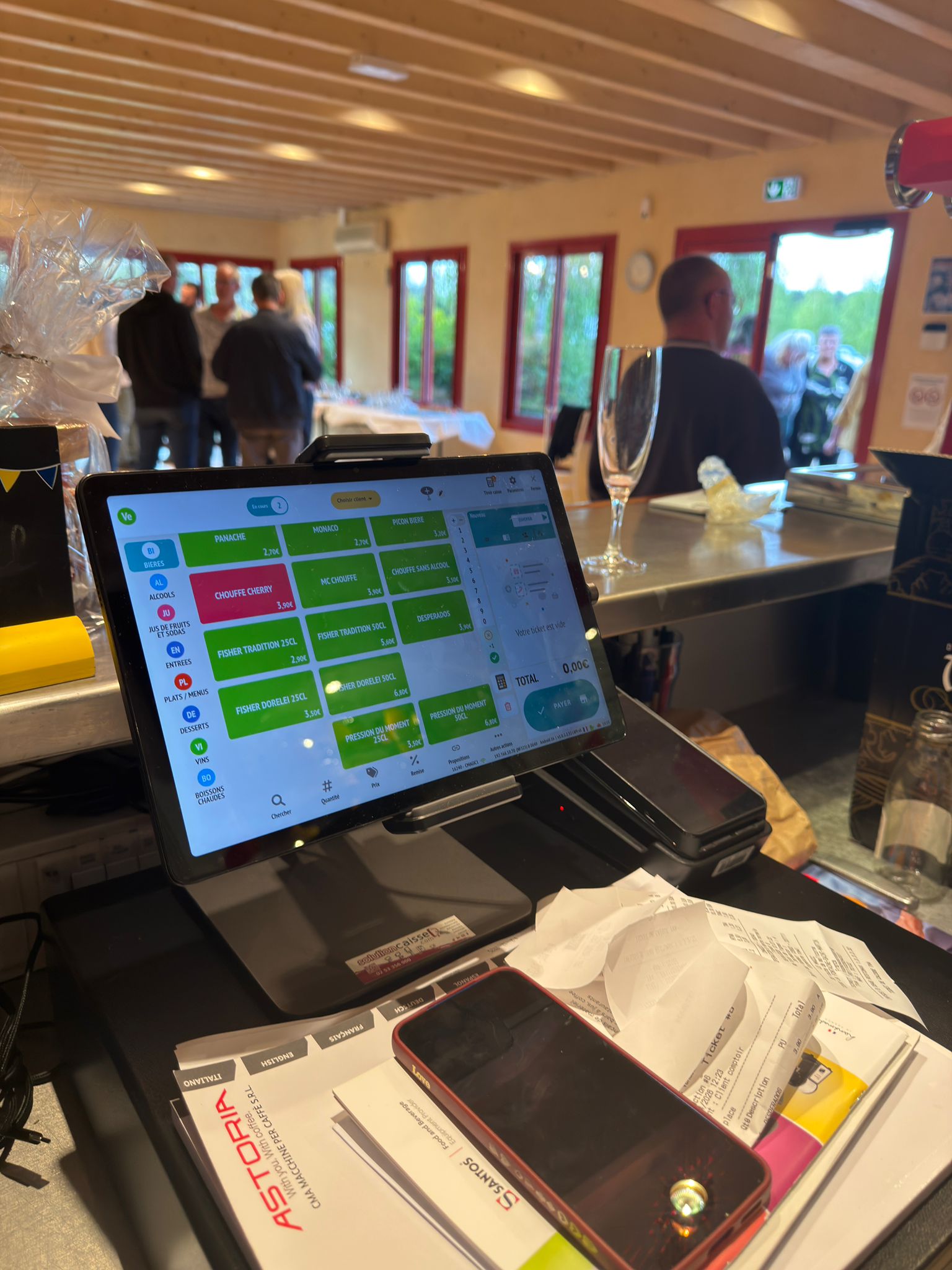 Caisse enregistreuse pour bar : guide d'achat complet 2026